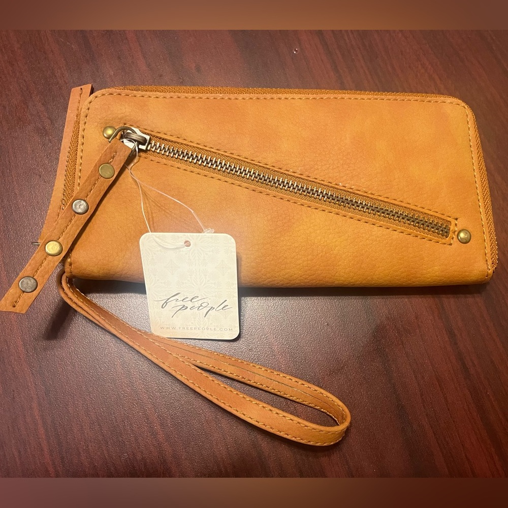 Free People NWT Distressed Vegan Leather Wallet/Wristlet